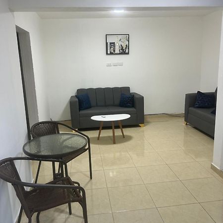 Hillmon'S Hotel Bar Lounge Sosua Exterior photo