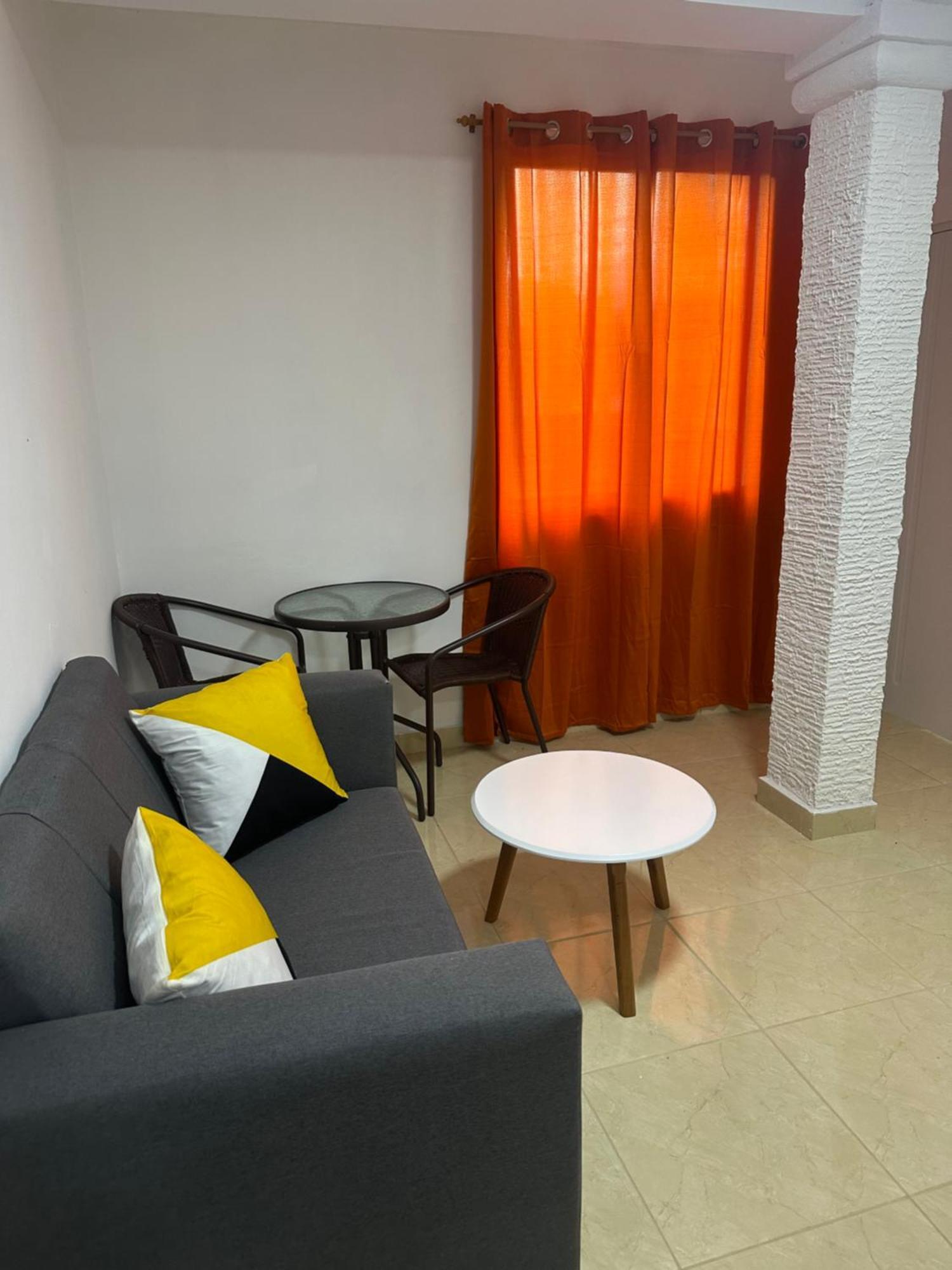 Hillmon'S Hotel Bar Lounge Sosua Room photo
